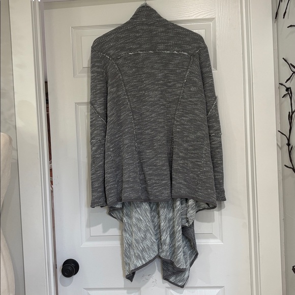 Free People Textured Gray and Cream Oversized Cardigan - Picture 5 of 9